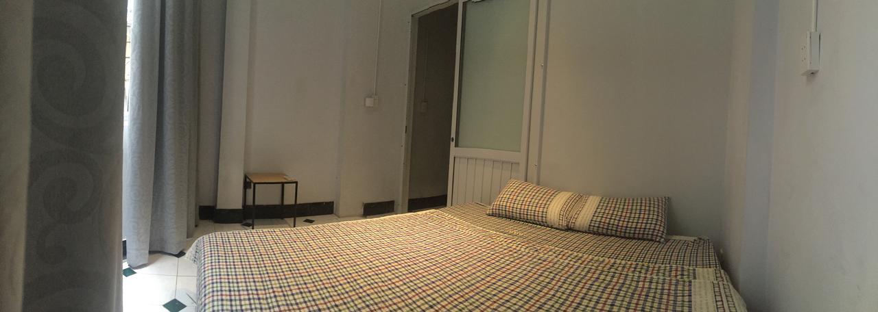 Golden Snake Hostel Ханой Екстериор снимка